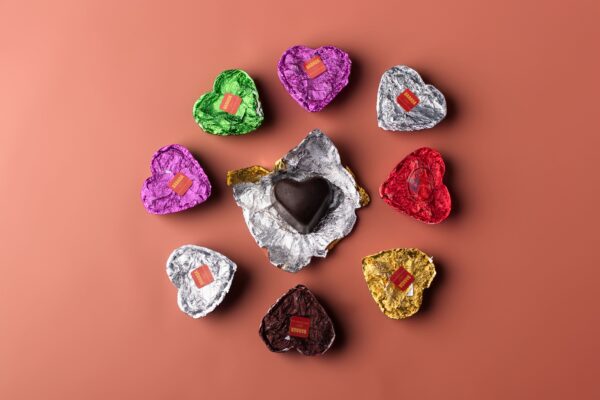 Bite size chocolate hearts (12g) - Image 4