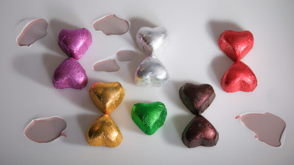 Bite size chocolate hearts (12g) - Image 6